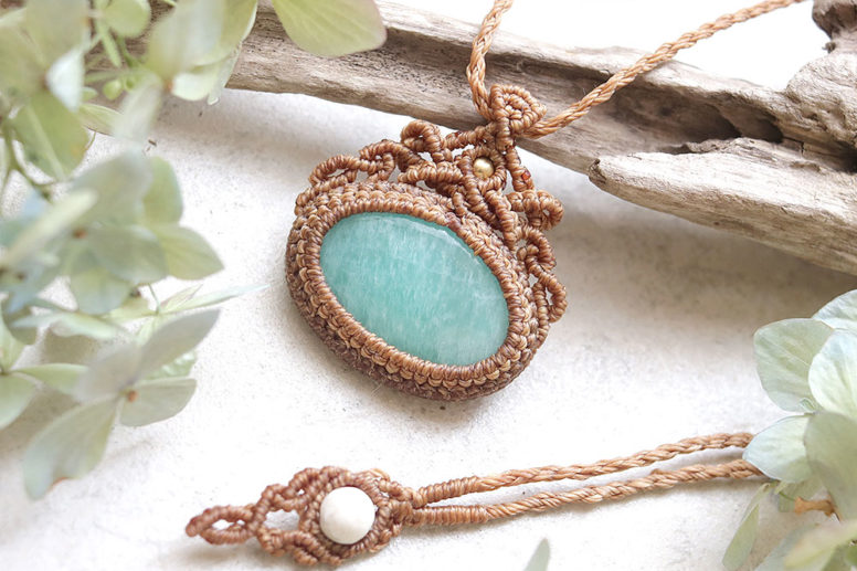 アマゾナイト天然石マクラメネックレスmac427エスニックアジアンエキゾチックな金属アレルギーフリーアクセサリー